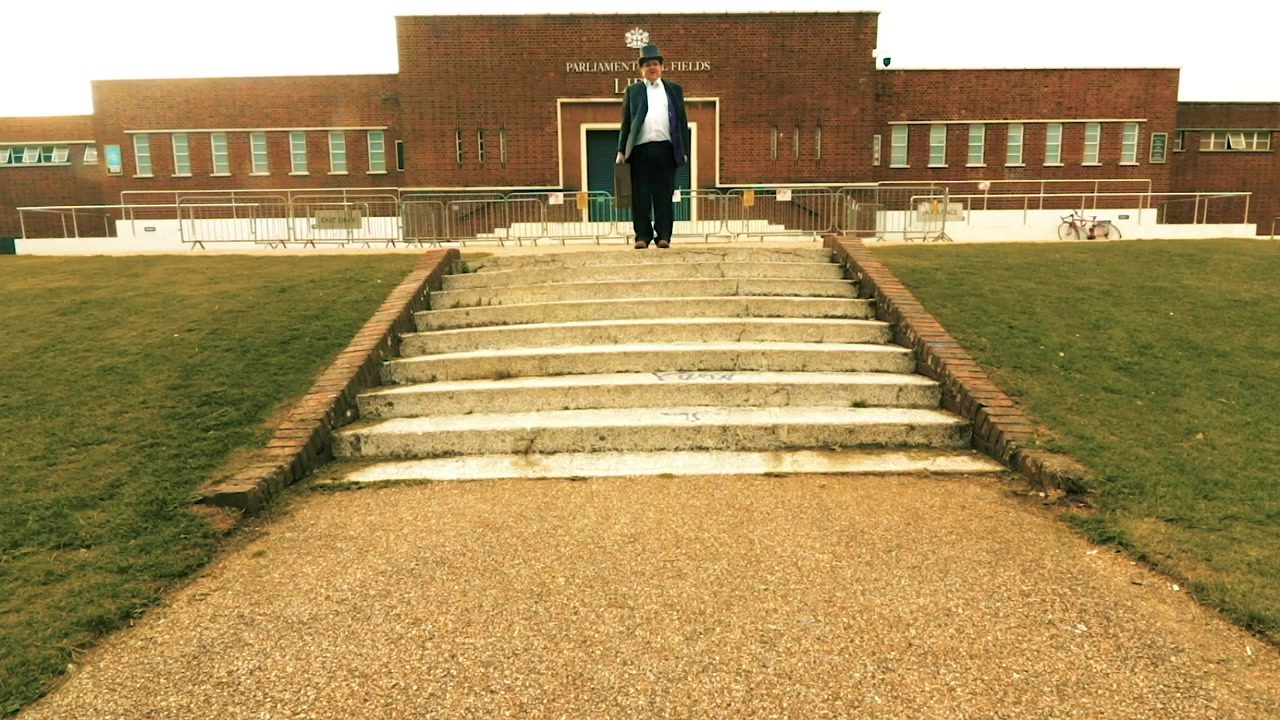 Ed Aczel: Is Edward Aczel Infinite? screenshot 1