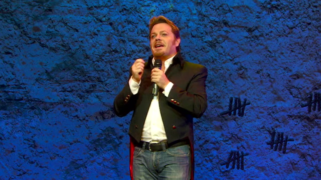 Eddie Izzard: Stripped screenshot 1