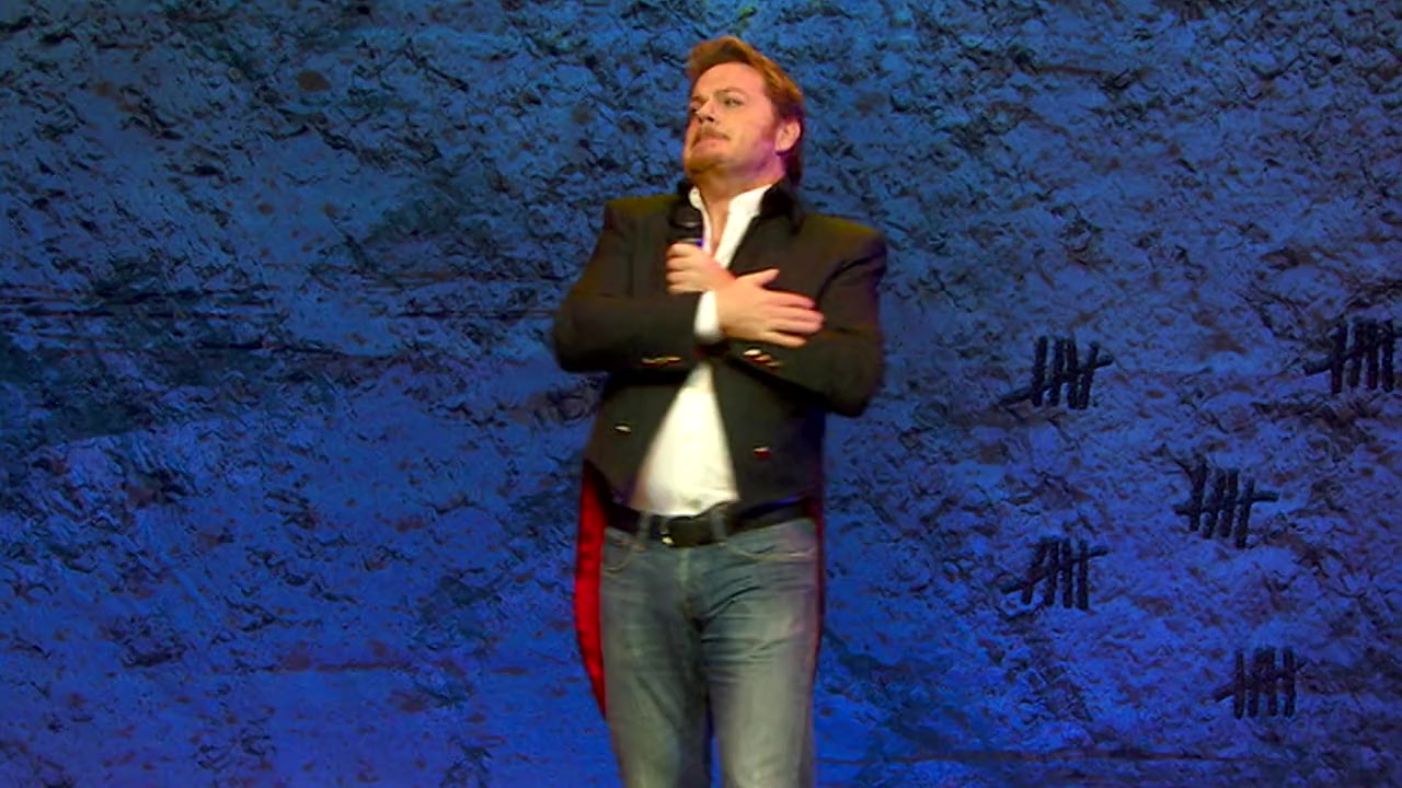 Eddie Izzard: Stripped screenshot 3