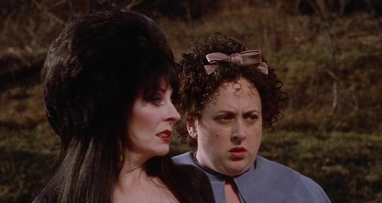 Elvira's Haunted Hills screenshot 3