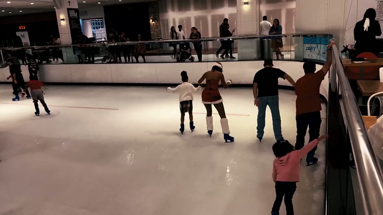 Everybody Hates Christmas screenshot 3