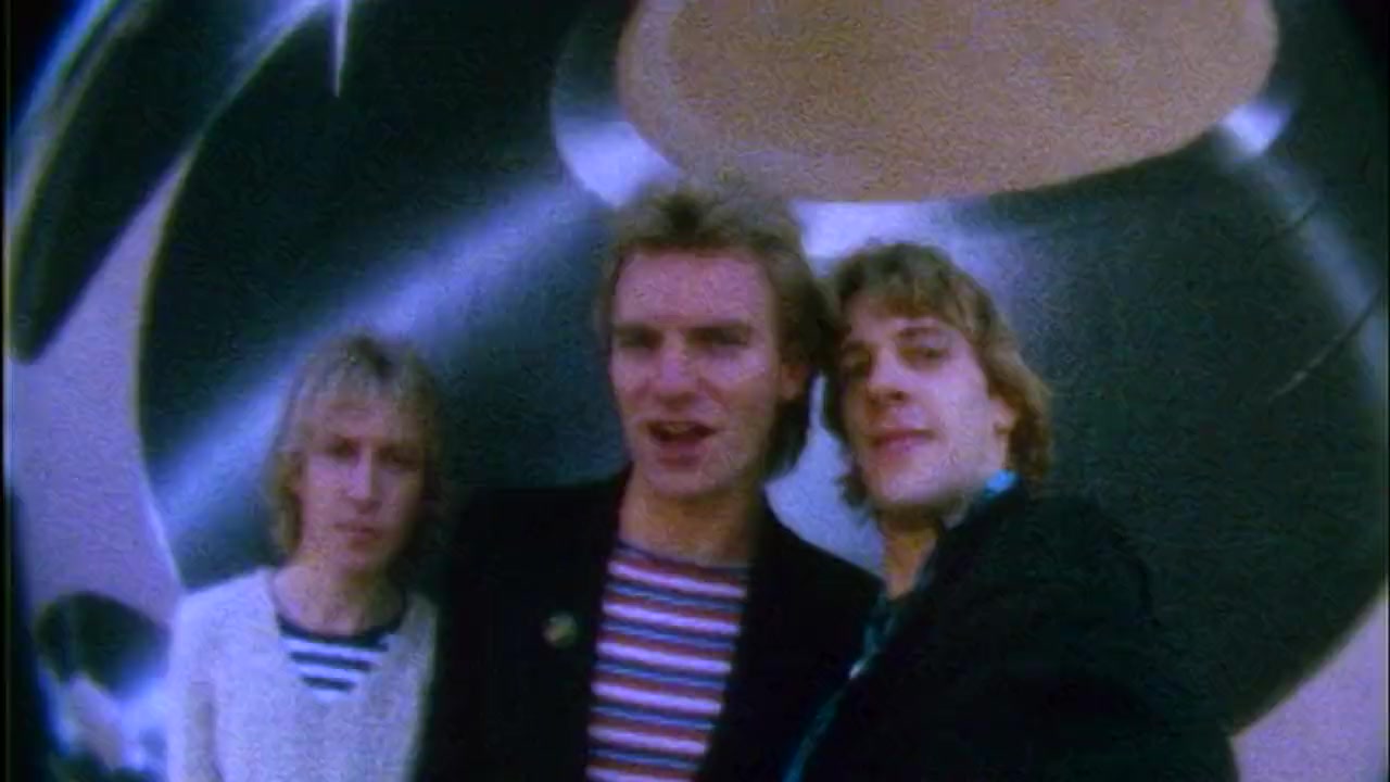 Everyone Stares: The Police Inside Out screenshot 3