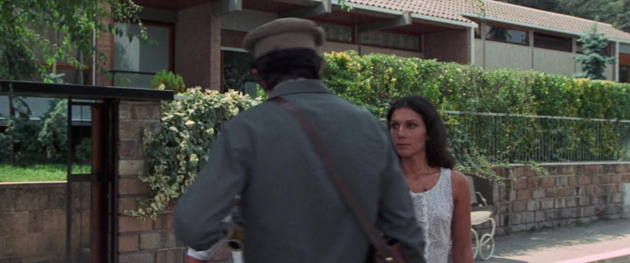 4 mosche di velluto grigio screenshot 2