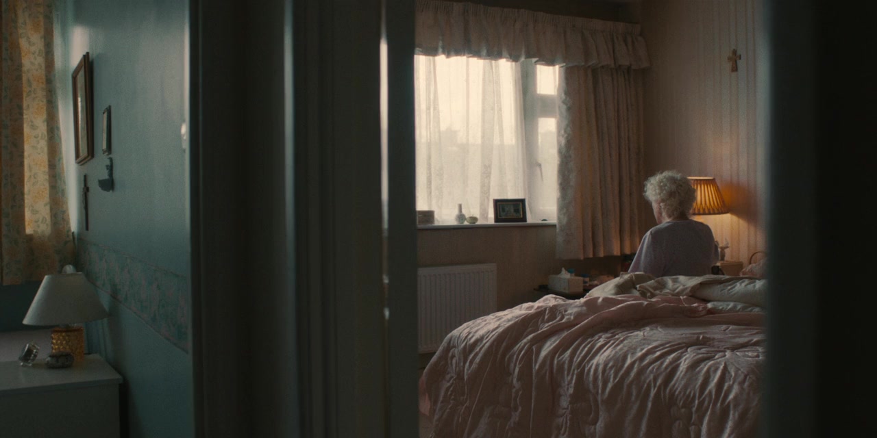 Four Mothers screenshot 3