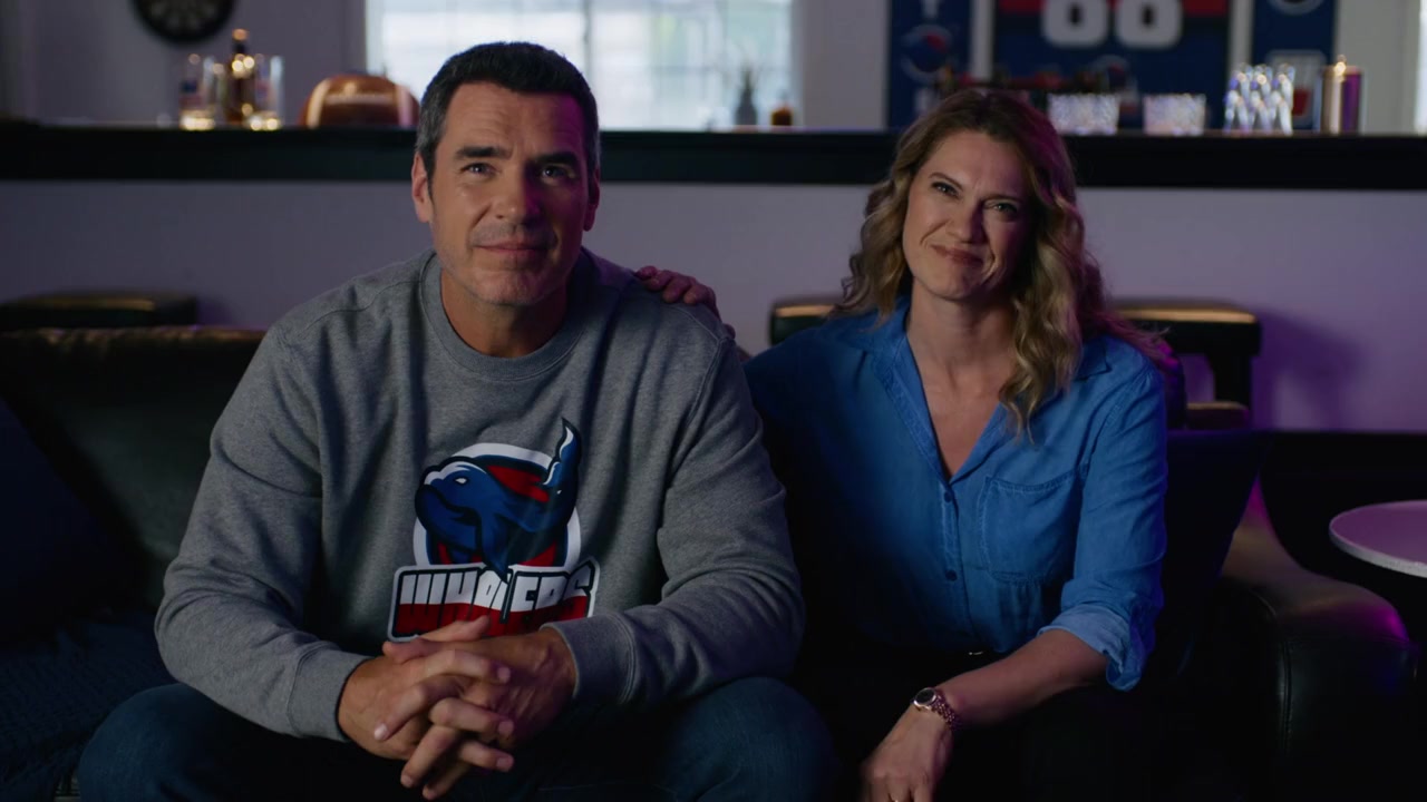 Fourth Down and Love screenshot 2