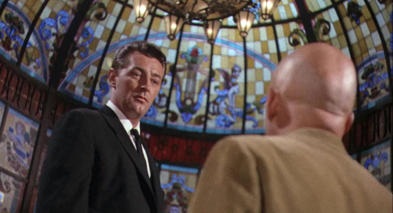 Foreign Intrigue screenshot 2
