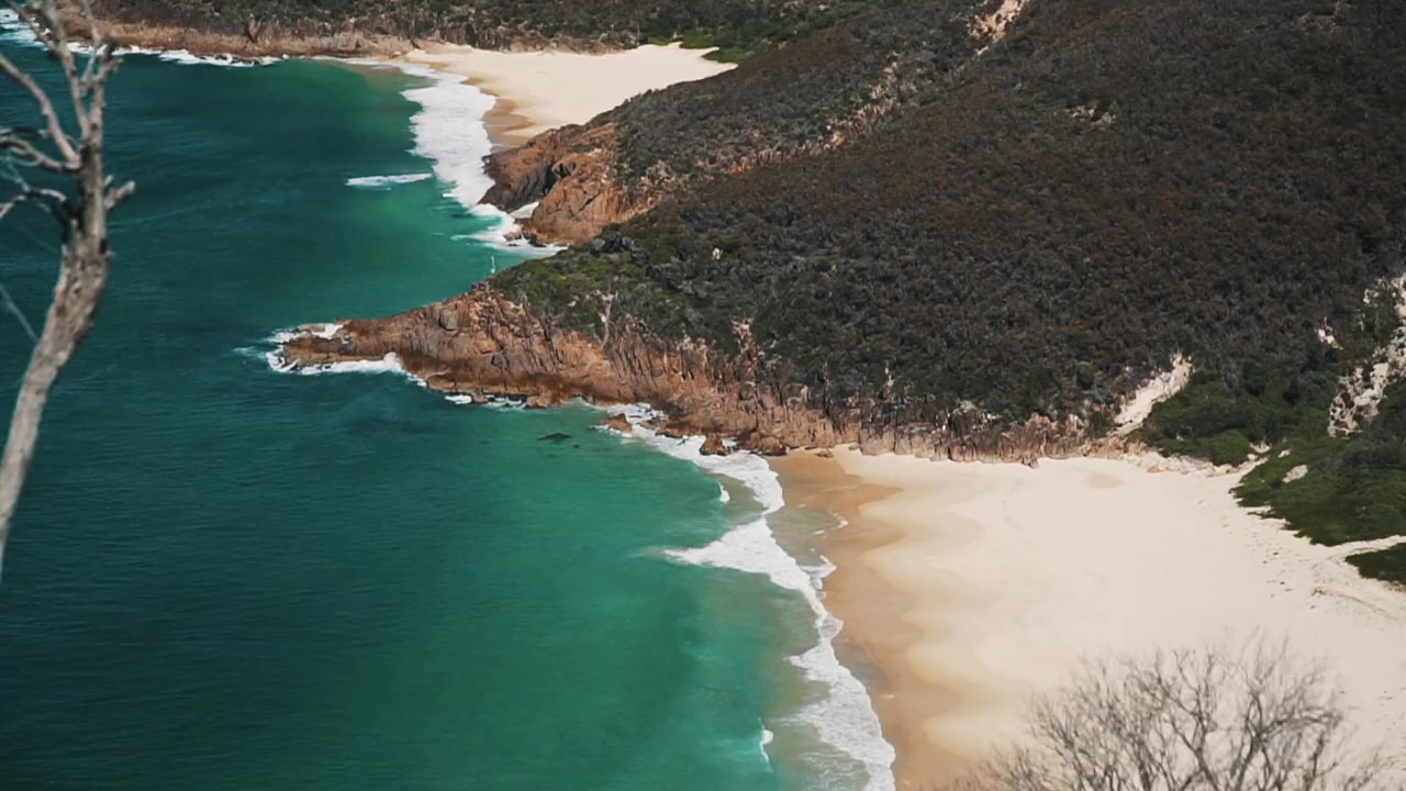 Facing Down Under - A Backpackers Documentary screenshot 2
