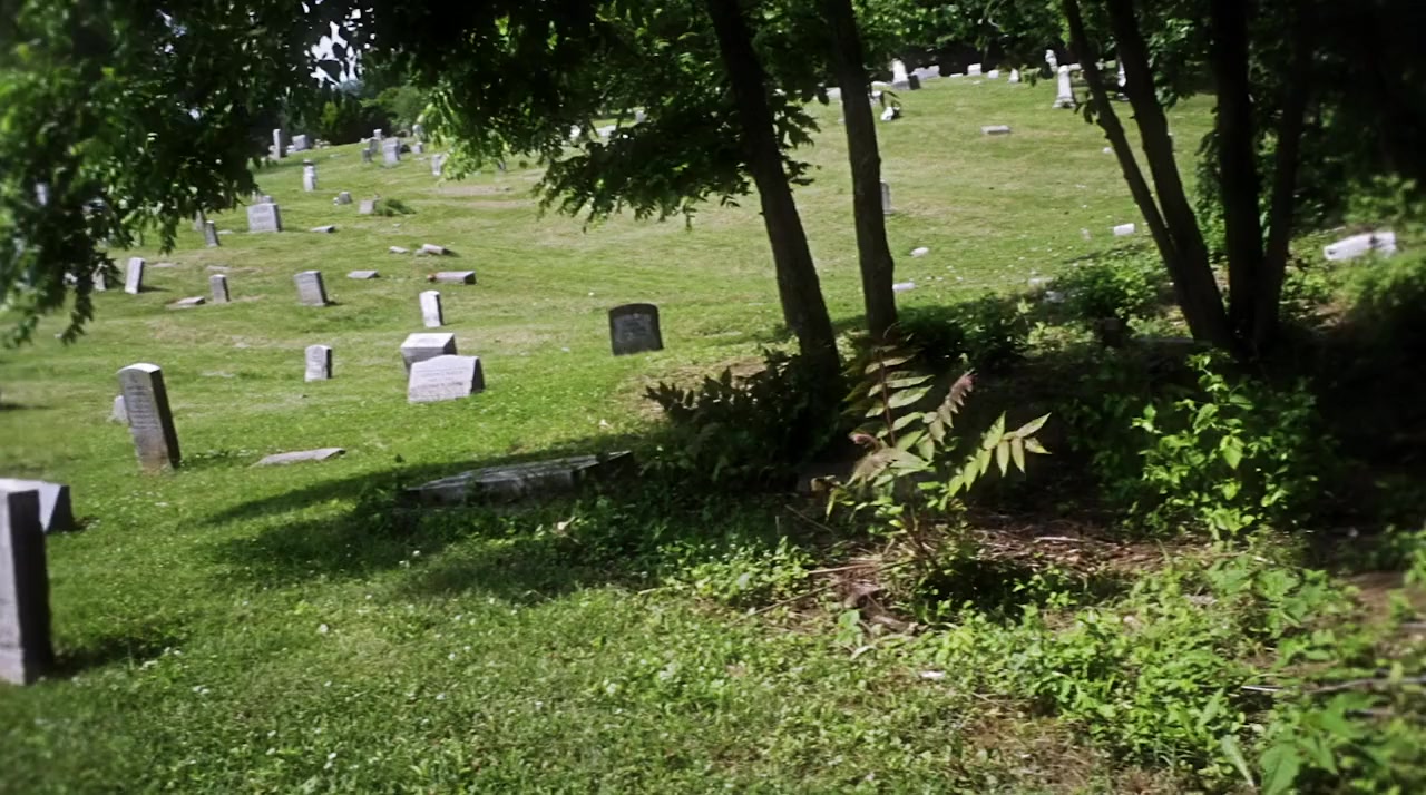 Facing East screenshot 3