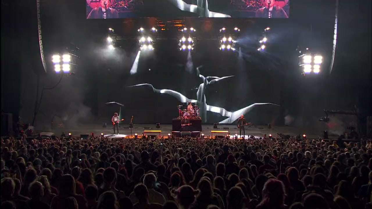 Fall Out Boy: The Boys of Zummer Tour Live in Chicago screenshot 3