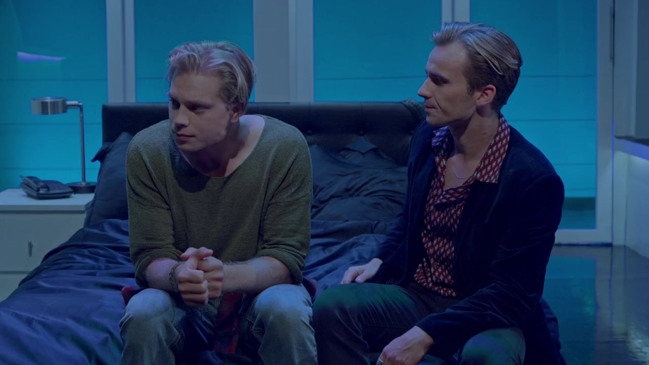 Famous screenshot 1