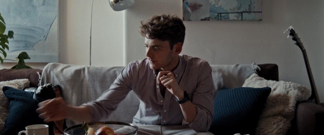 Framed screenshot 1