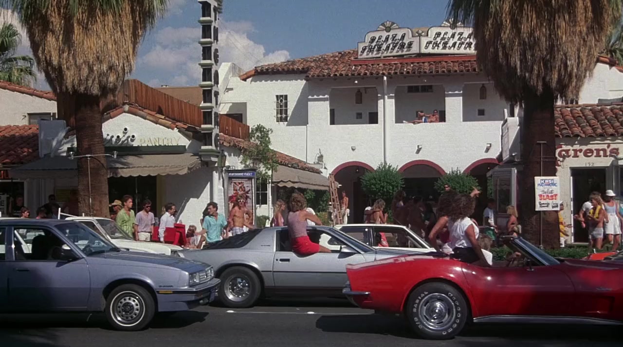 Fraternity Vacation screenshot 1