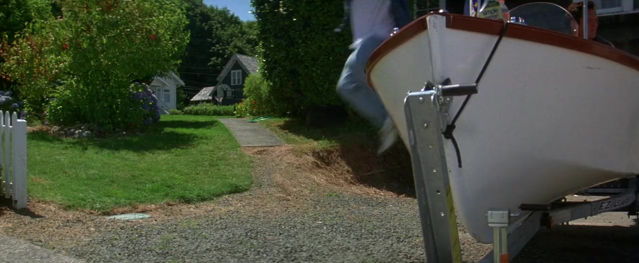 Free Willy 2: The Adventure Home screenshot 1