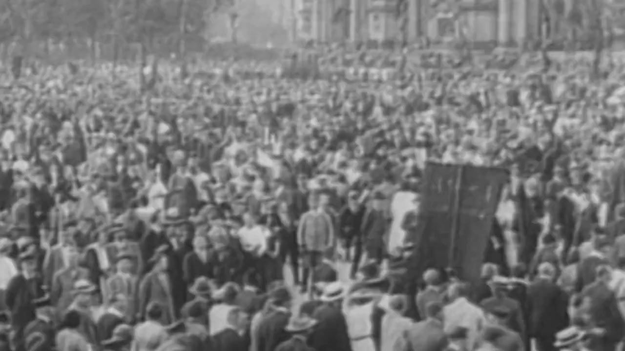 From Weimar to War screenshot 3