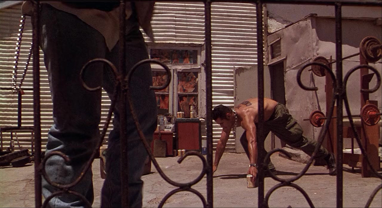 From Dusk Till Dawn 2: Texas Blood Money screenshot 1