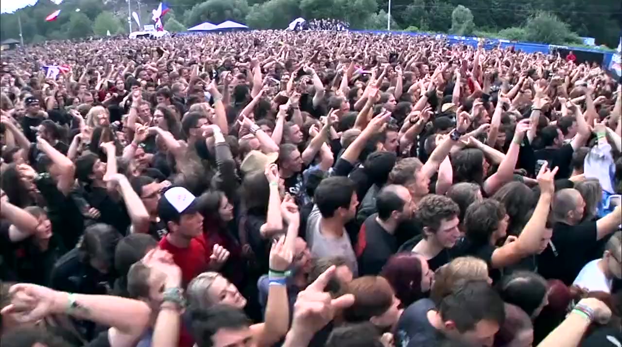 Korpiklaani: Live at Masters of Rock screenshot 1