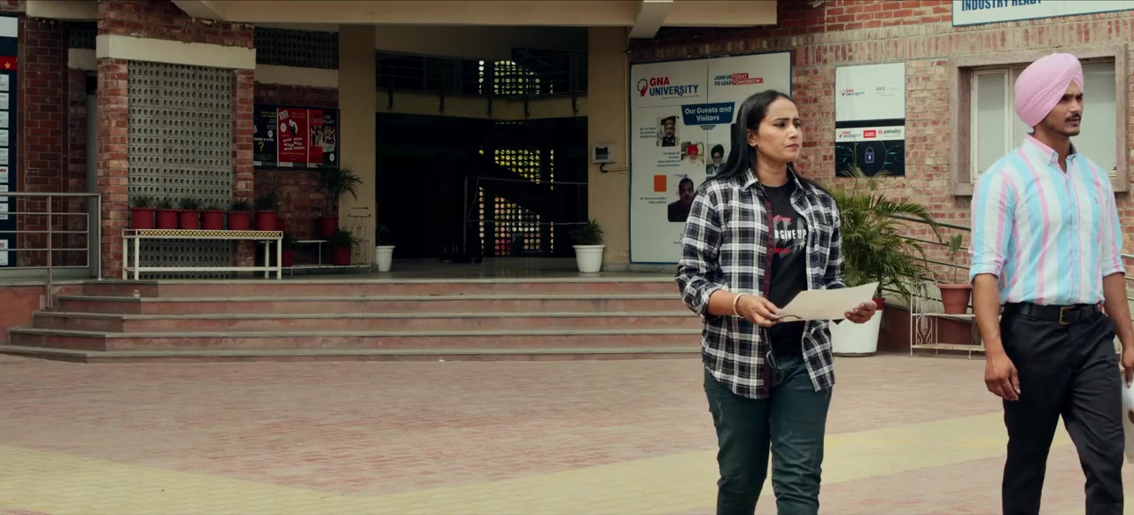 Kaale Angrej screenshot 2