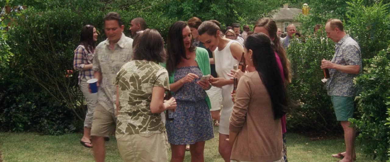Keeping Up with the Joneses screenshot 2