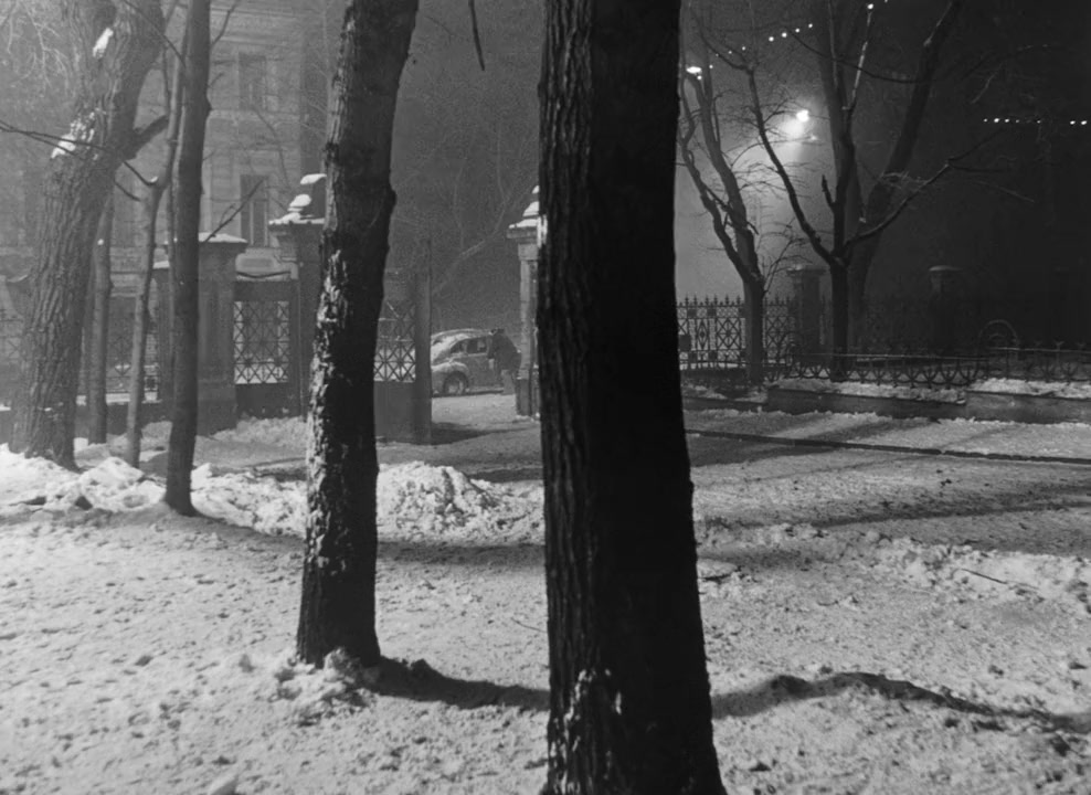 Khrustalyov, mashinu! screenshot 2