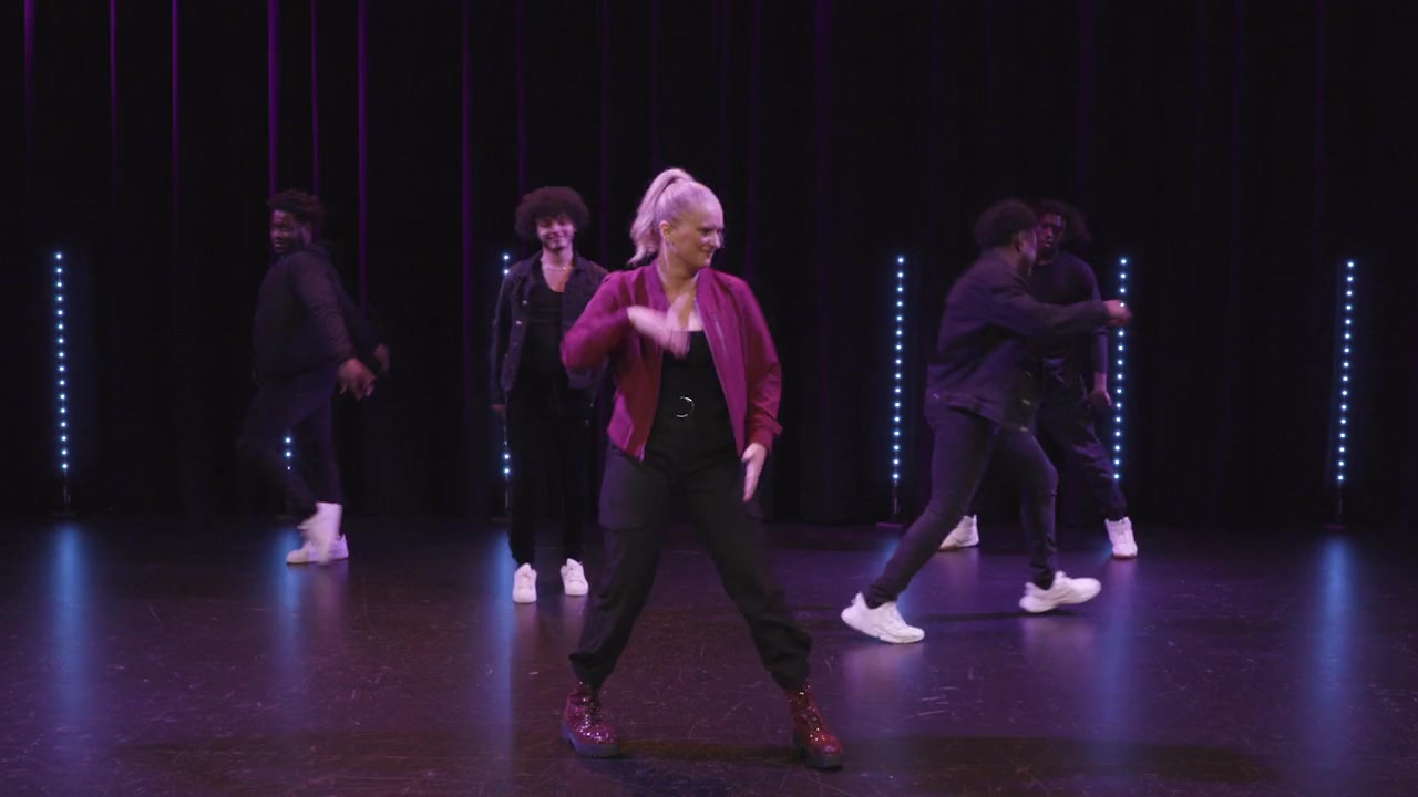Kim McVicar: Tap Dancing on My Mother's Grave screenshot 3