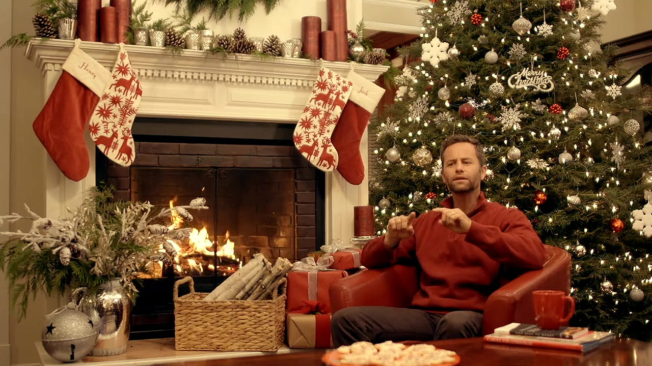 Saving Christmas screenshot 1