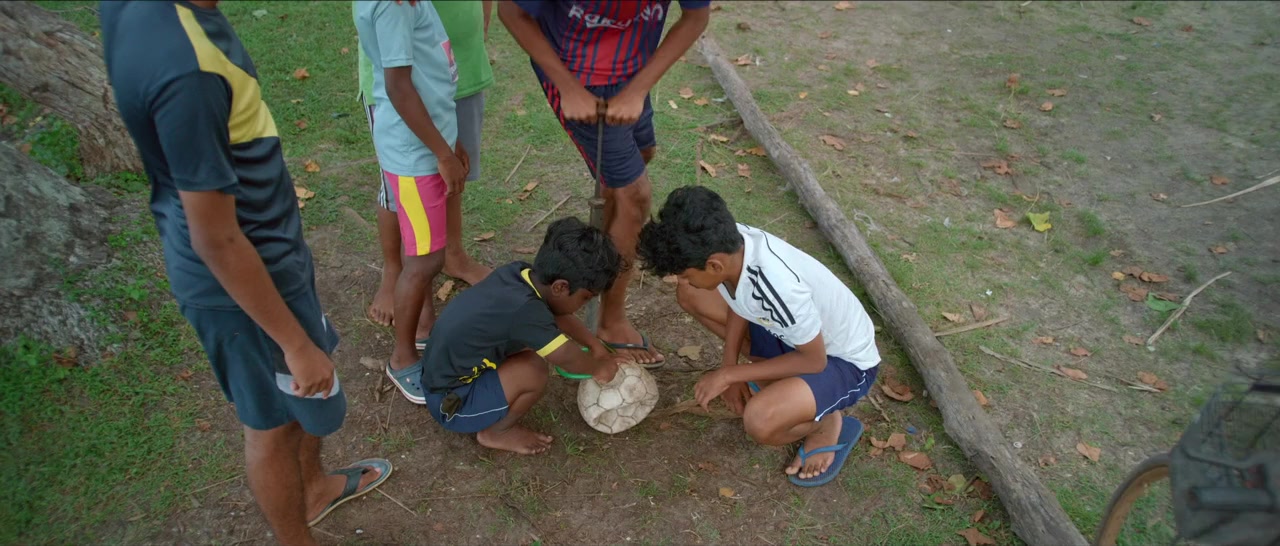 Kumbalangi Nights screenshot 1