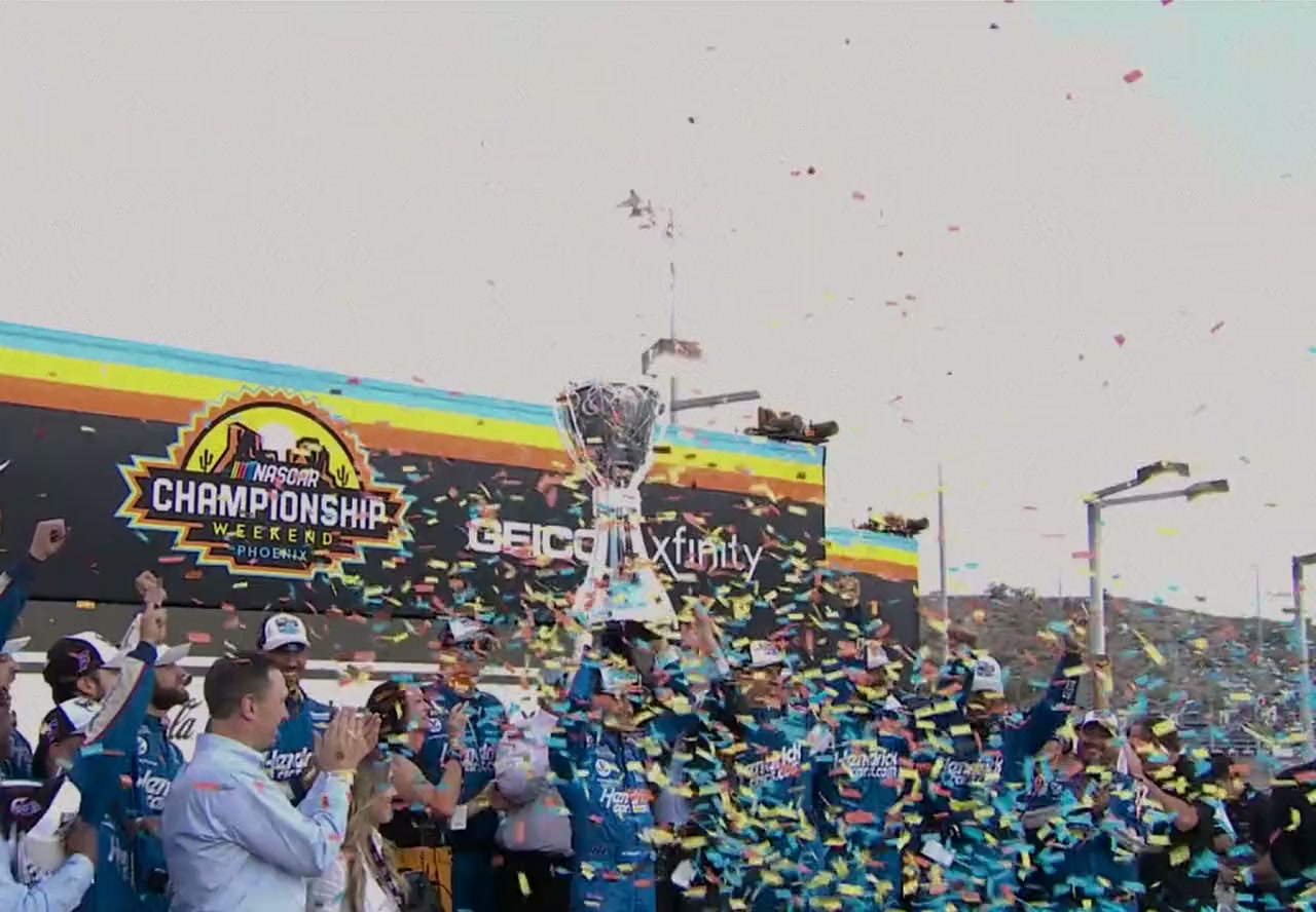 Kyle Larson vs. The Double screenshot 2