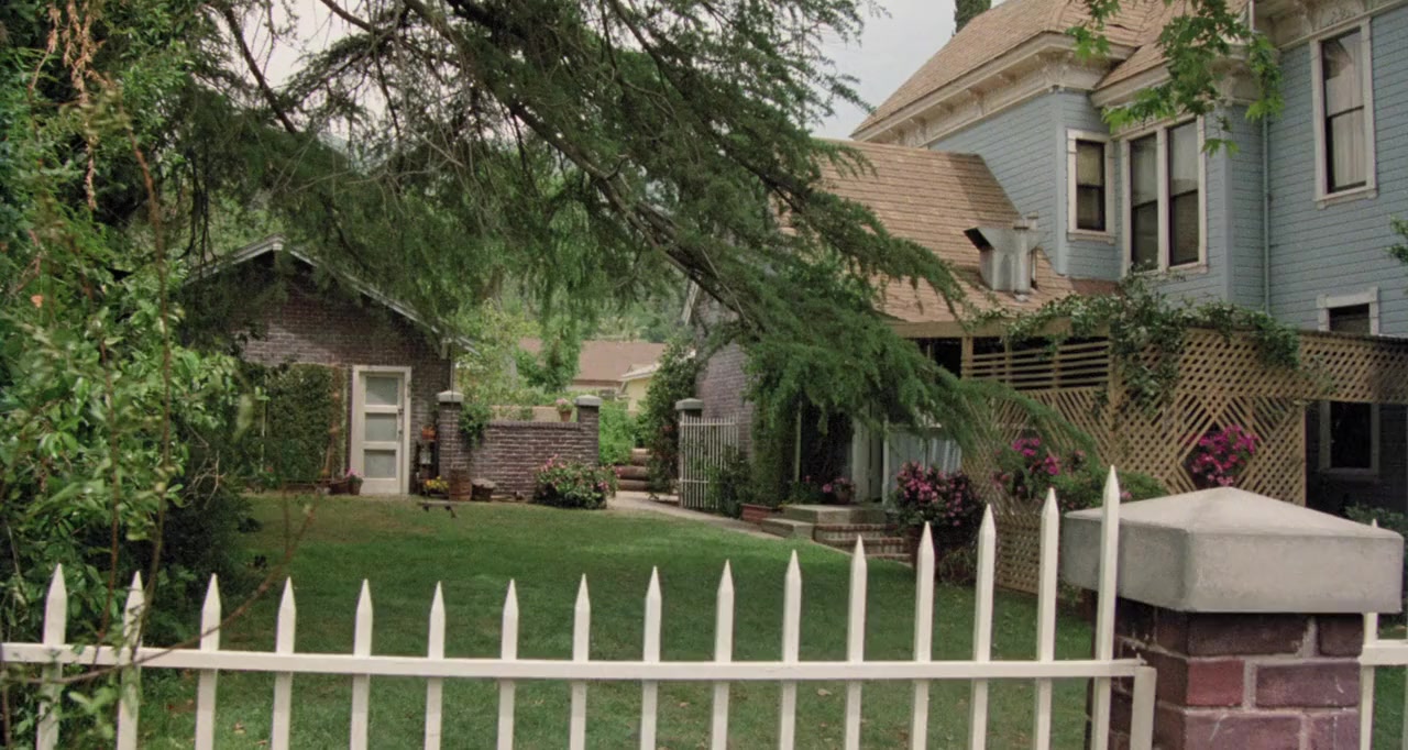 House screenshot 1