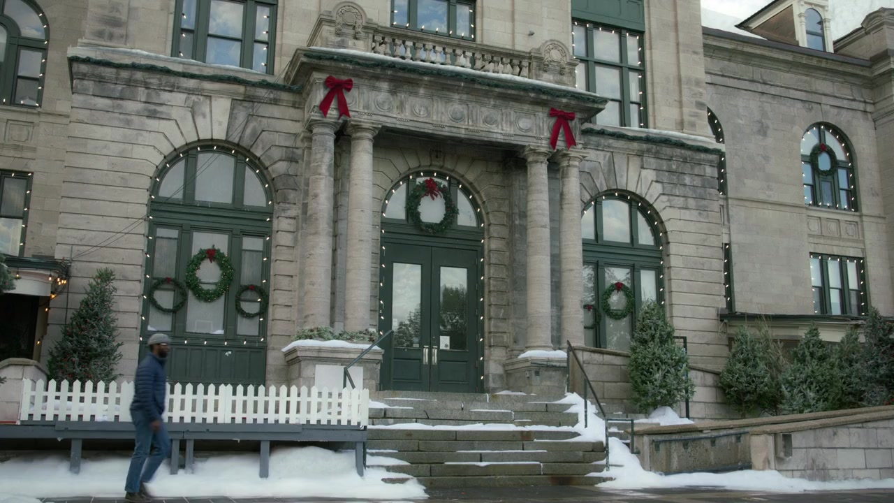 Holiday Mismatch screenshot 1