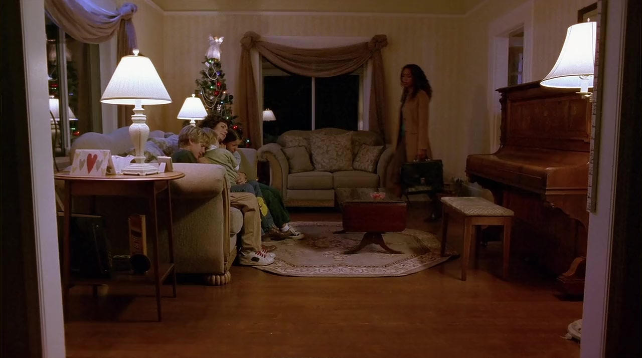 Home for the Holidays screenshot 2