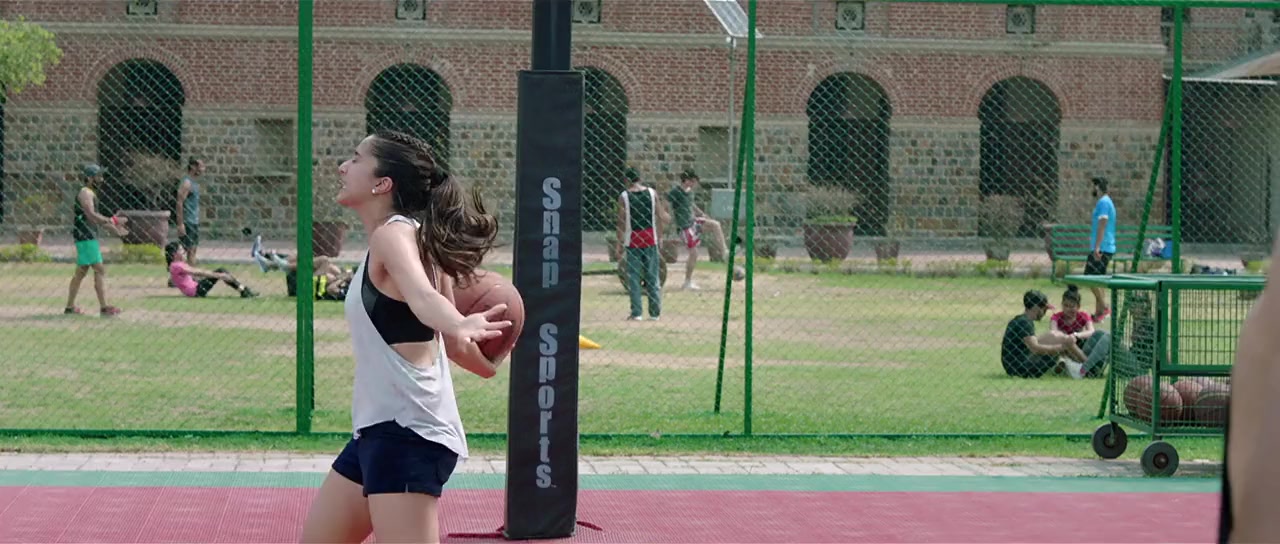 Half Girlfriend screenshot 1