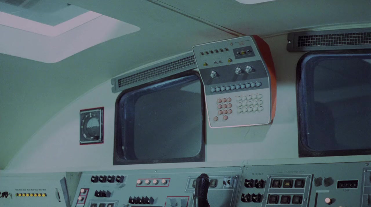 Hangar 18 screenshot 2