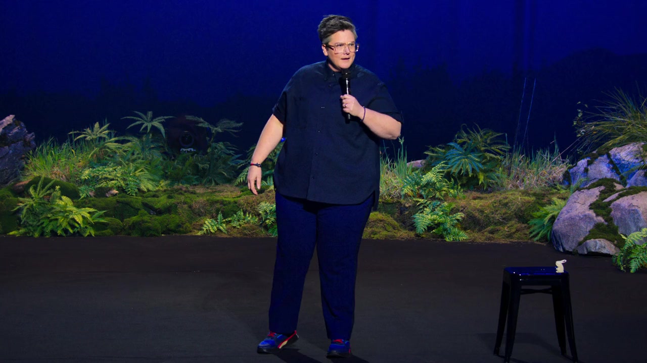 Hannah Gadsby: Something Special screenshot 1