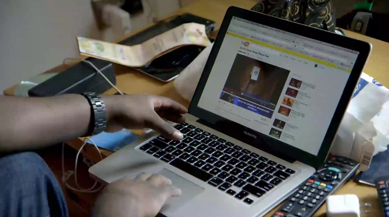 Hannibal Buress: Hannibal Takes Edinburgh screenshot 1
