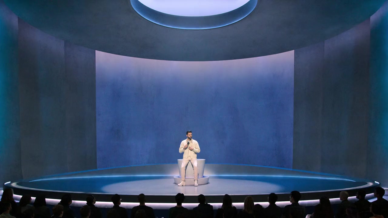 Hasan Minhaj: The King's Jester screenshot 3