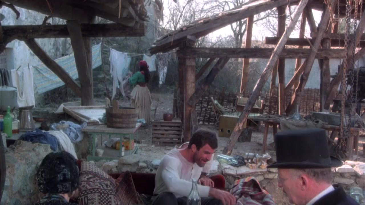 High Road to China screenshot 1