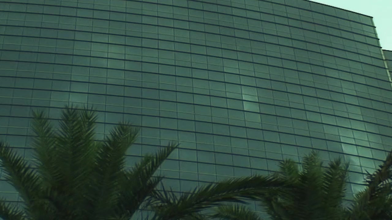 Invasion of the Pod People screenshot 1