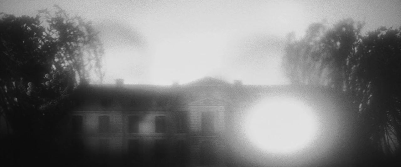 In Absentia screenshot 1
