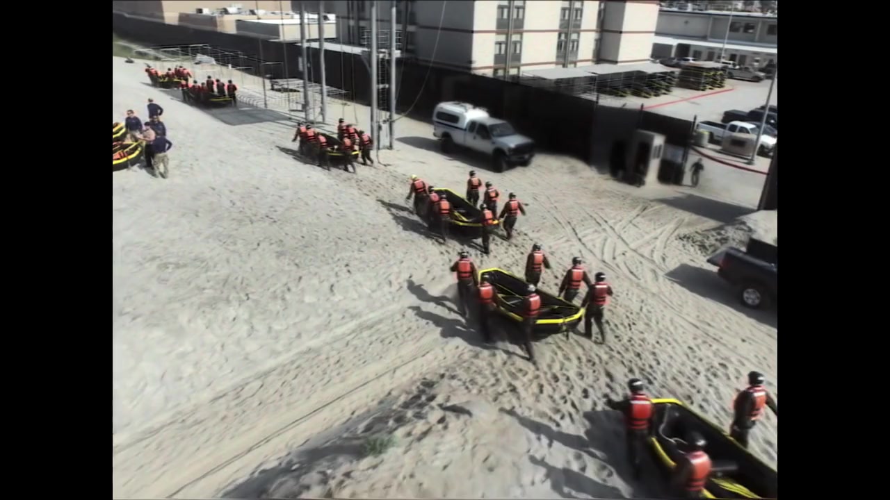 In Waves and War: Ehemalige Navy SEALs in Therapie screenshot 2
