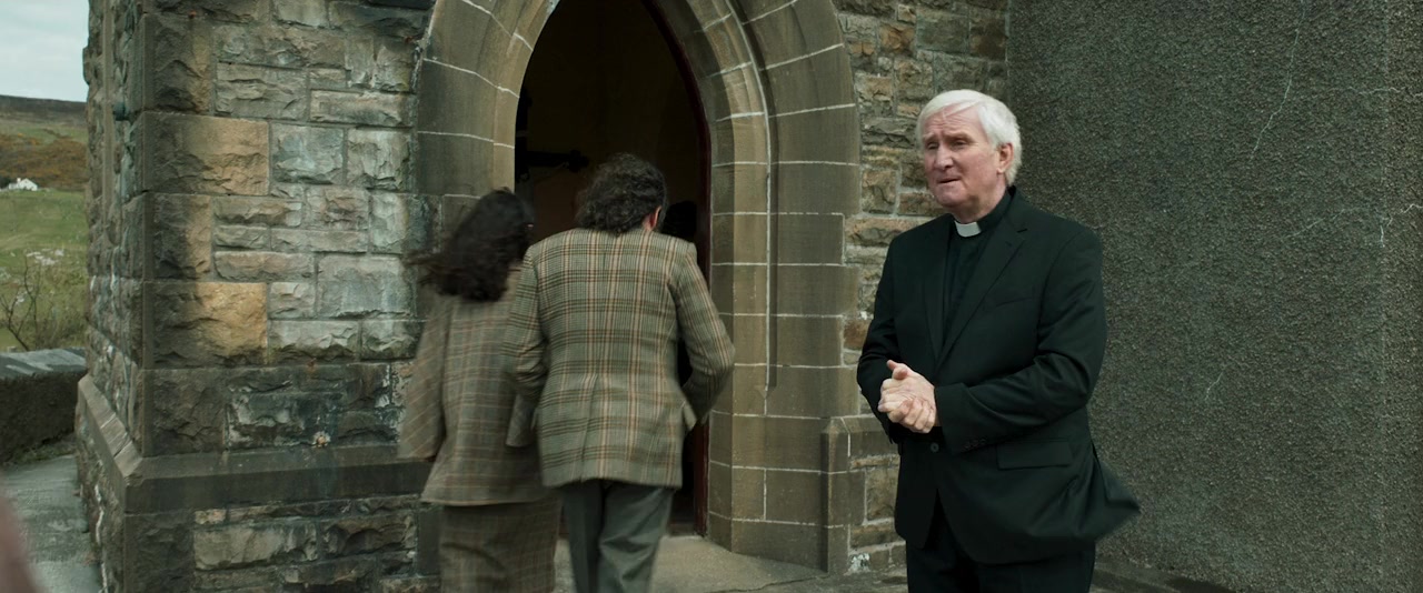 In the Land of Saints & Sinners screenshot 1