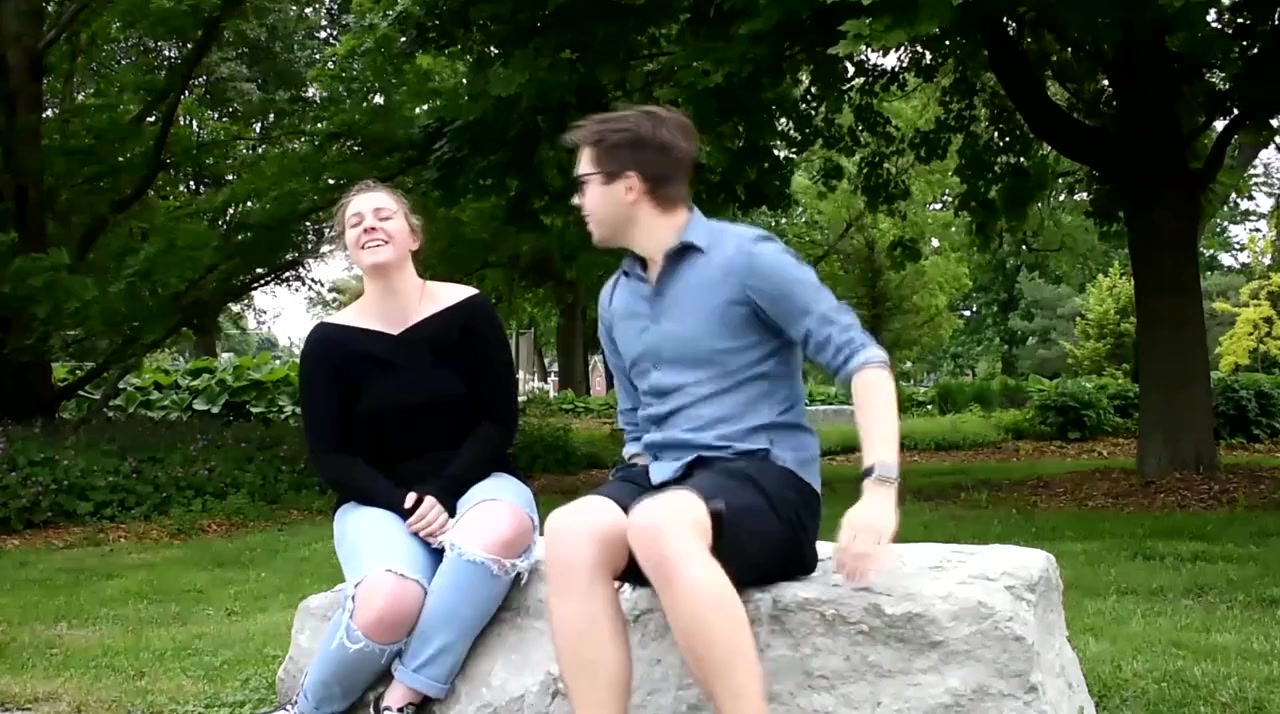 Inner Earth Attacks!! A Love Story screenshot 3