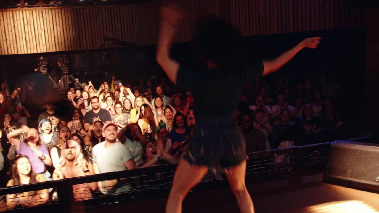 Ilana Glazer: The Planet Is Burning screenshot 1