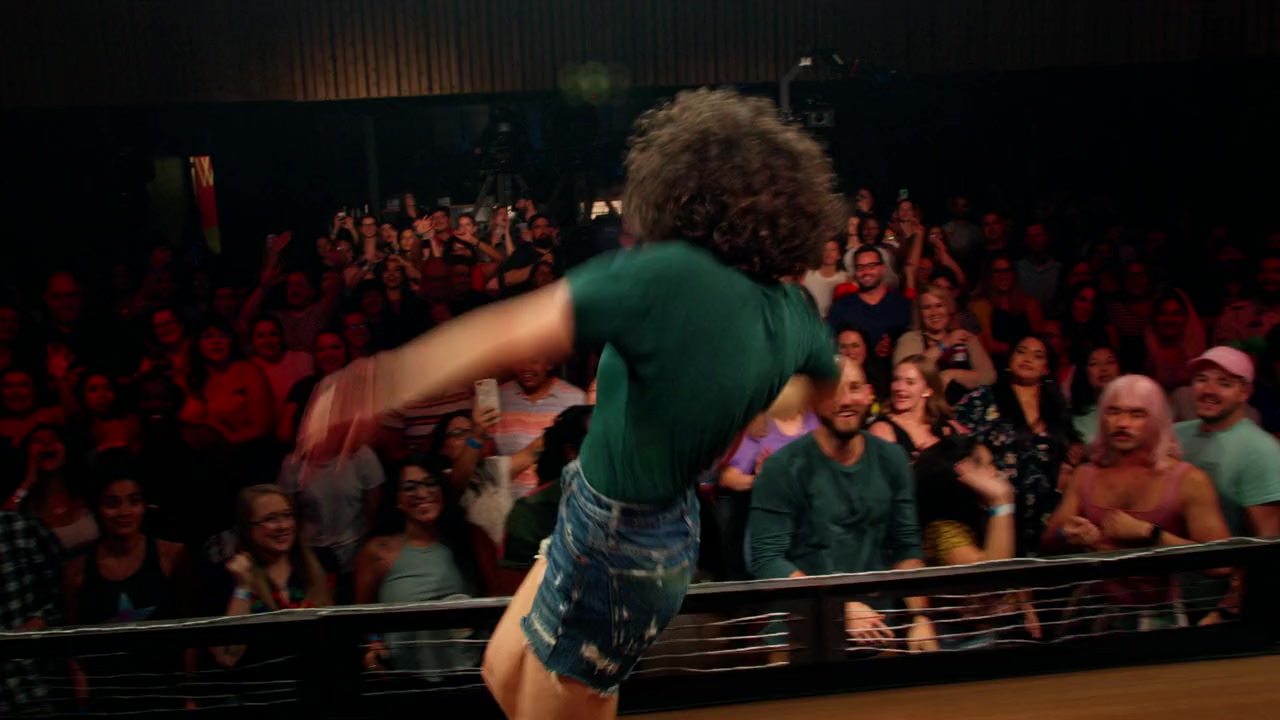Ilana Glazer: The Planet Is Burning screenshot 2