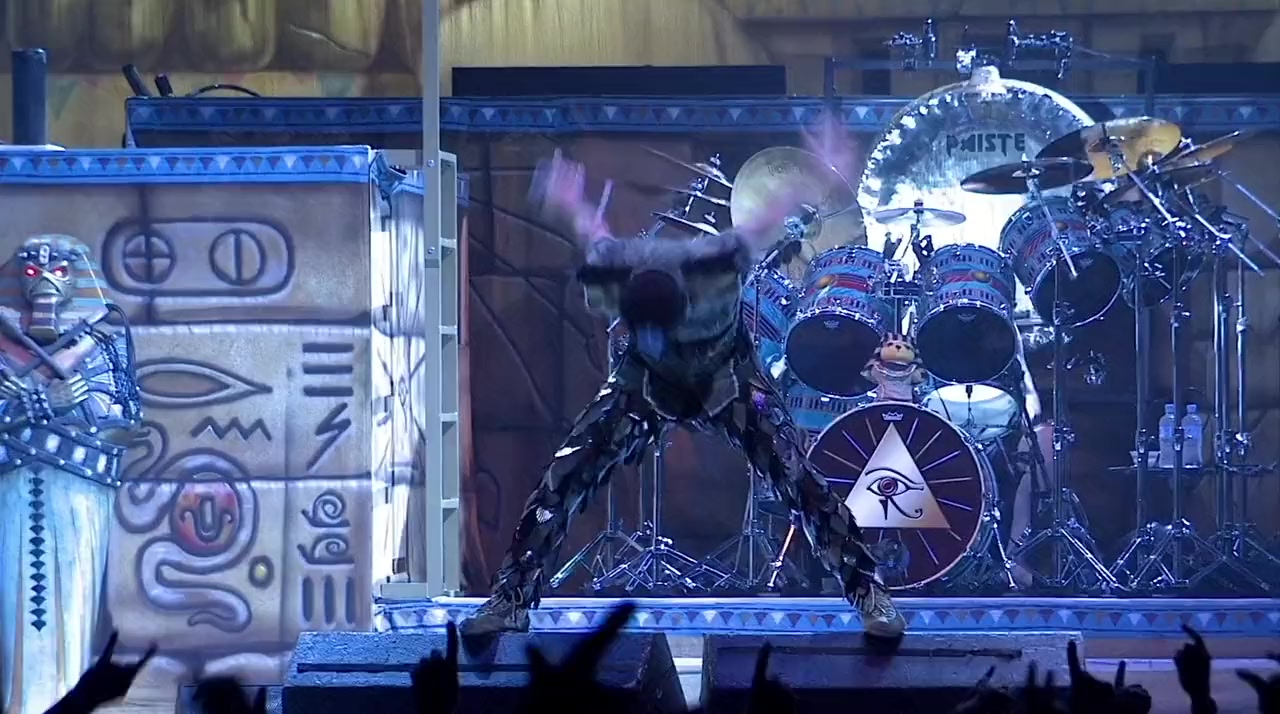 Iron Maiden: Flight 666 screenshot 2