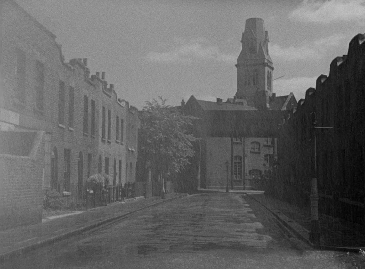 It Always Rains on Sunday screenshot 1