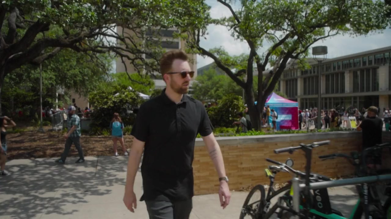 Jordan Klepper Fingers the Pulse: MAGA: The Next Generation screenshot 3
