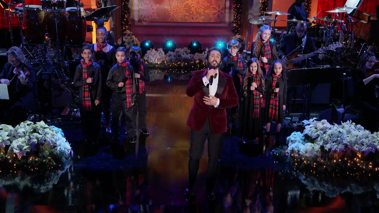 Josh Groban & Friends: Home for the Holidays screenshot 3