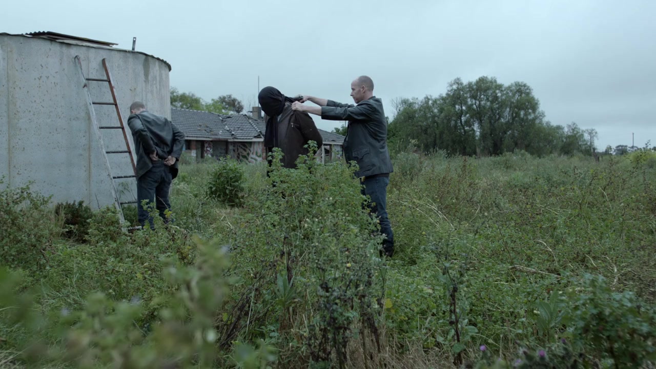 Jack Irish: Black Tide screenshot 1