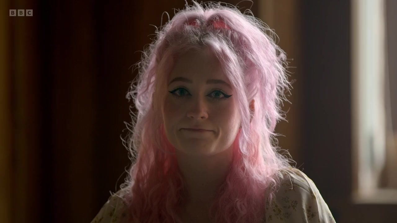 Janet Devlin: Young, Female & Addicted screenshot 3