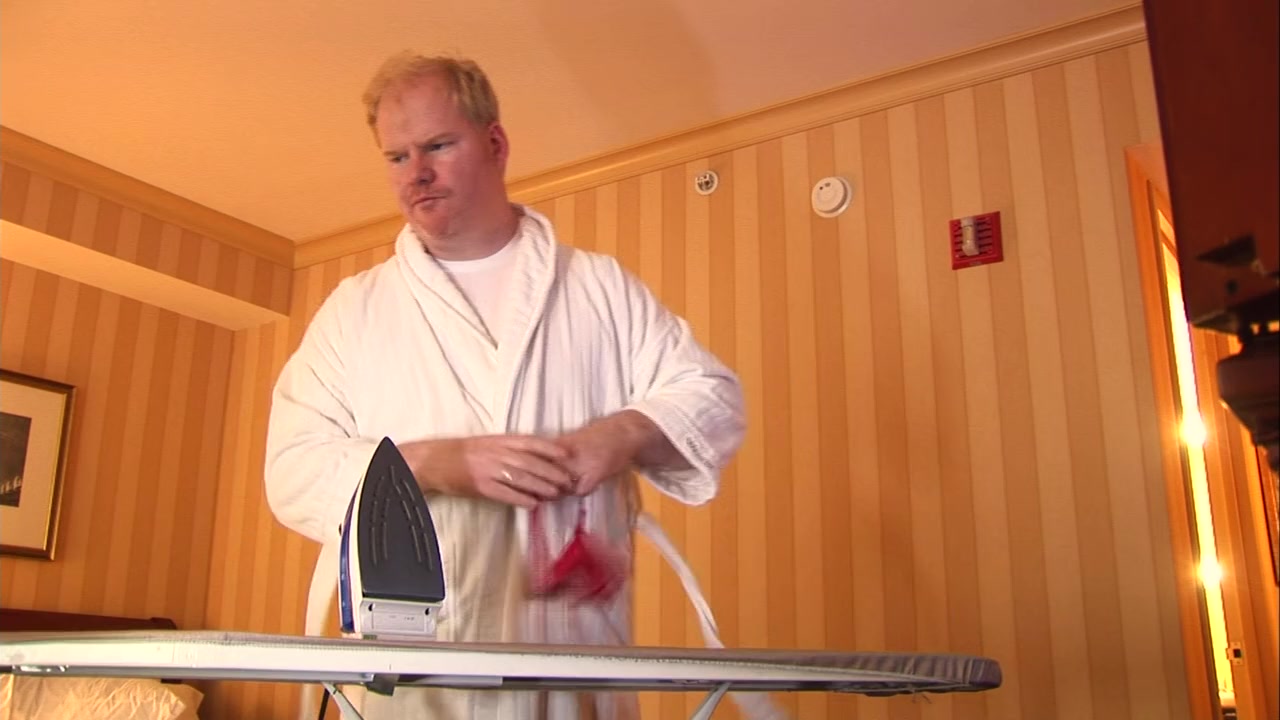 Jim Gaffigan: Beyond the Pale screenshot 2
